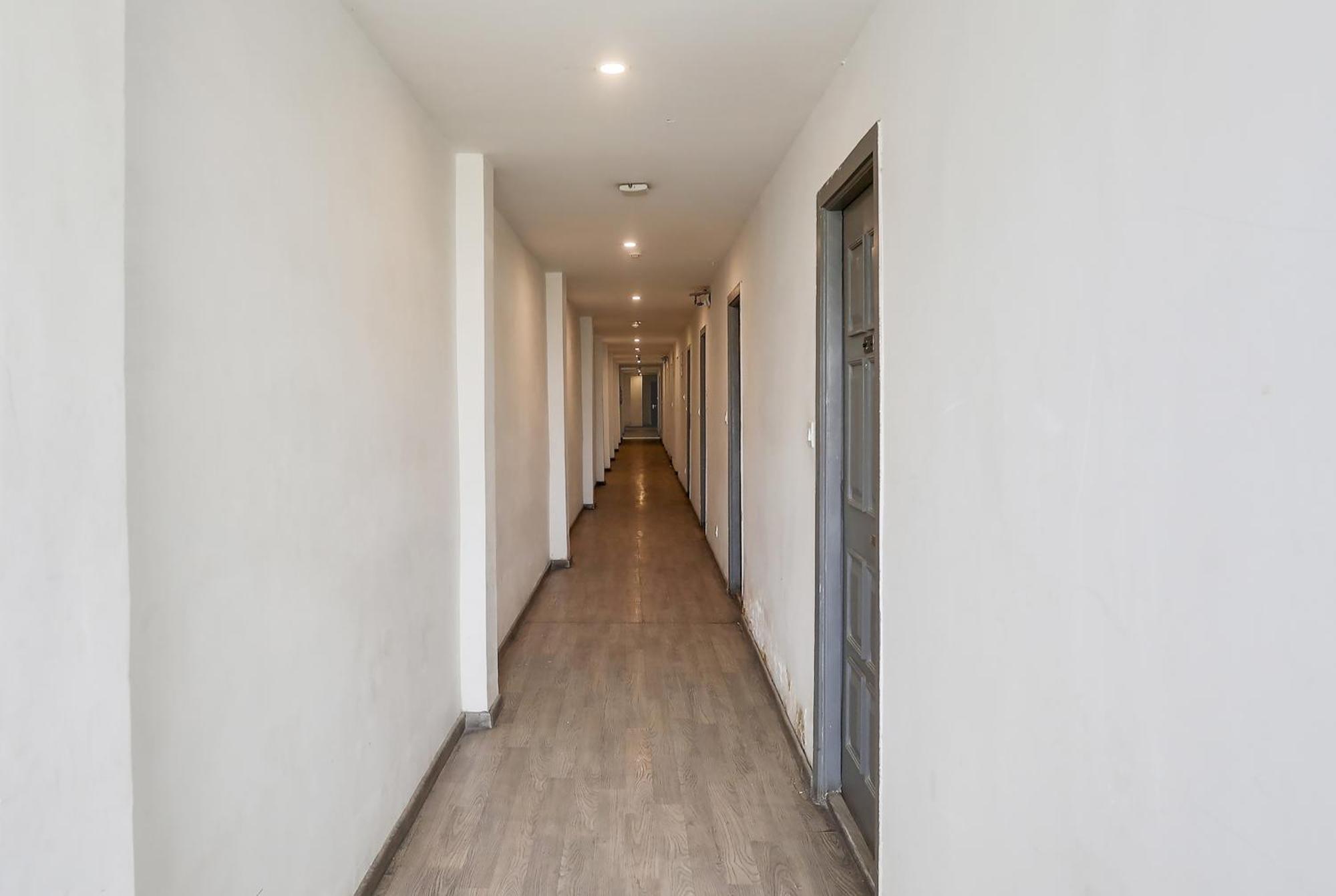 Townhouse Rajdhani Residency Sururnagar Eksteriør bilde