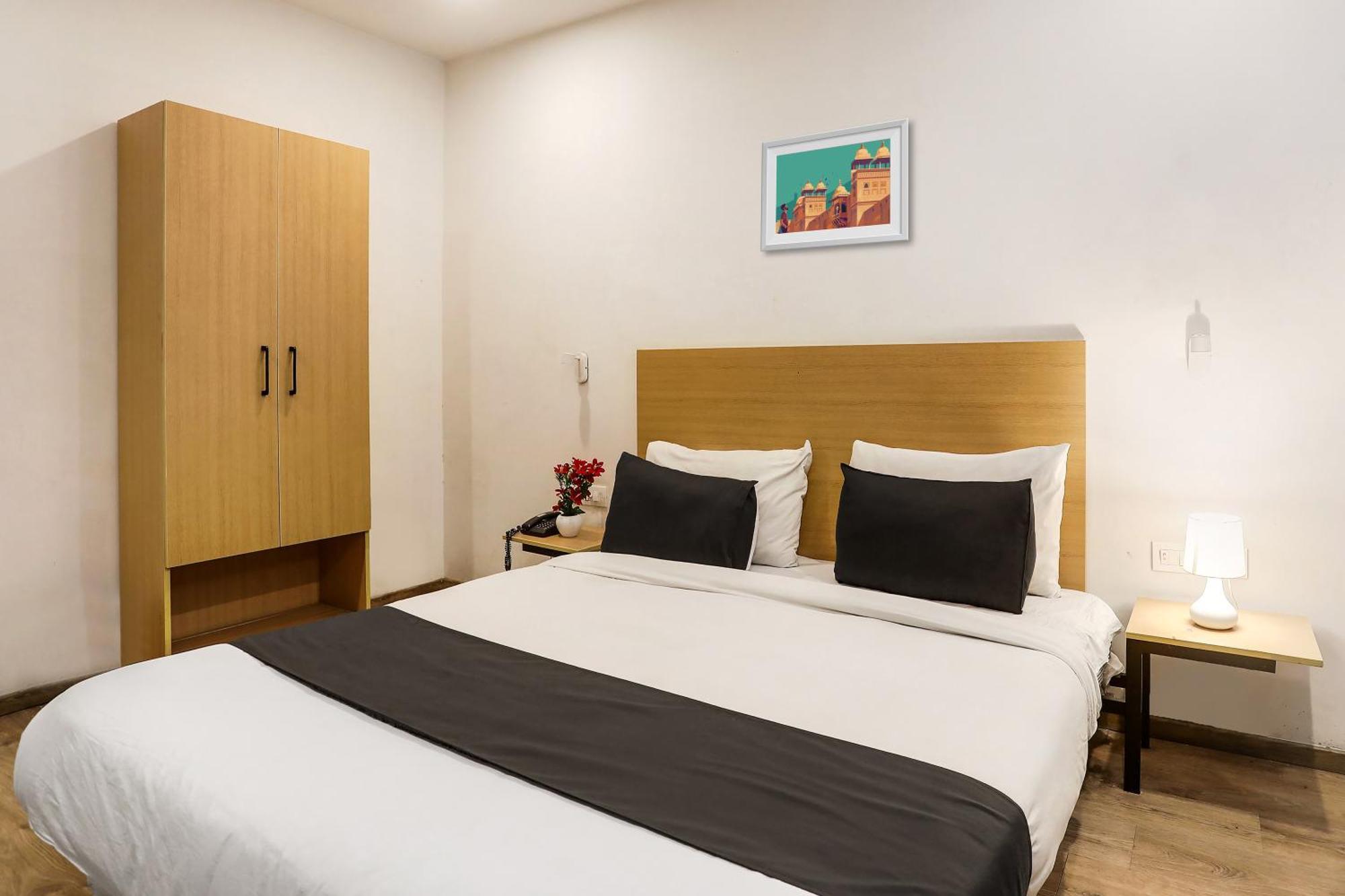 Townhouse Rajdhani Residency Sururnagar Eksteriør bilde
